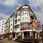 Crystal Paark Inn