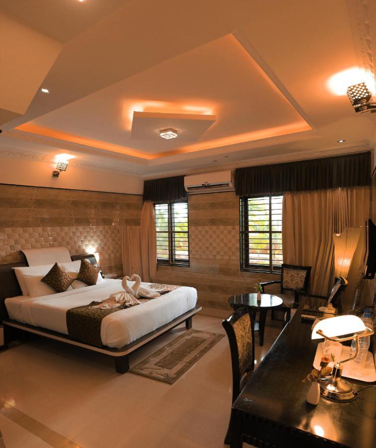 Jal Mahal And Resort 4*