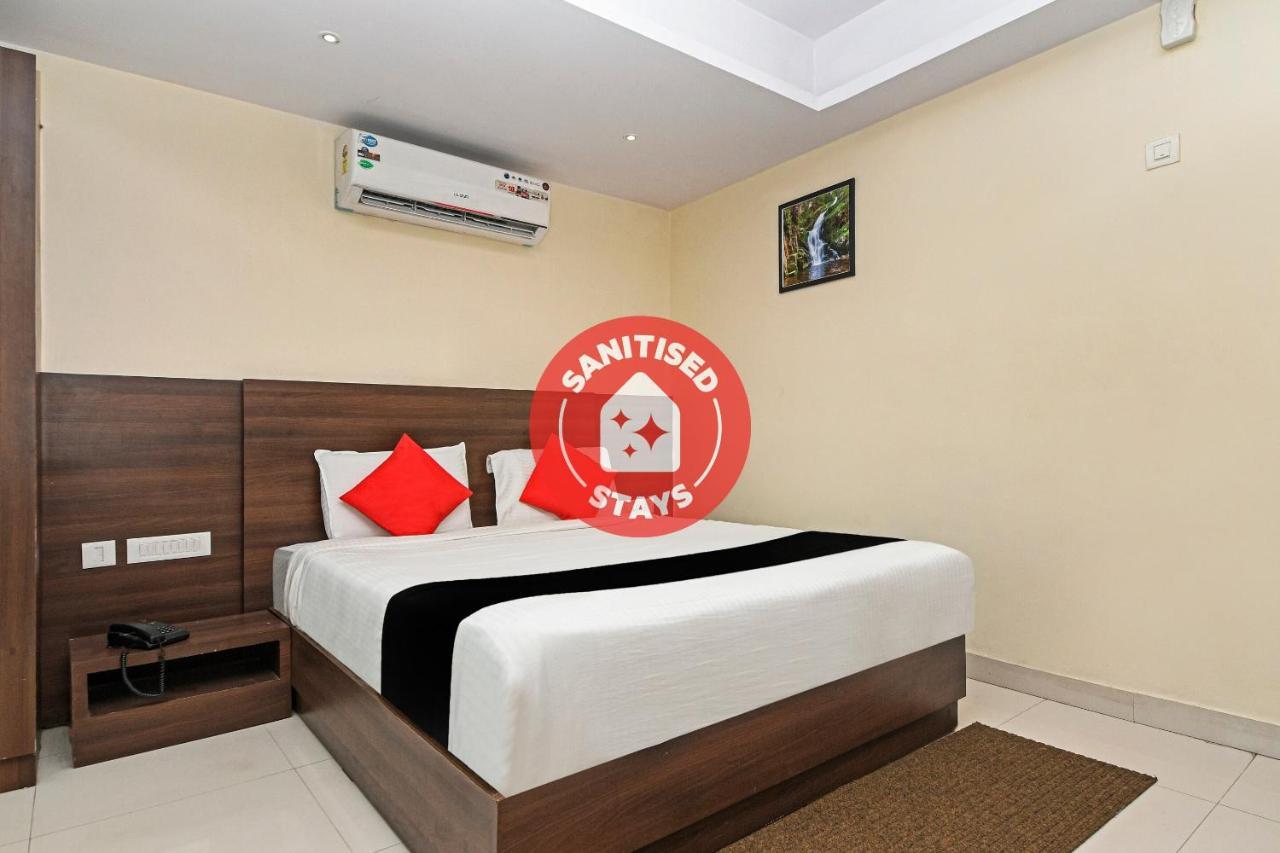 Capital O 76622 Raama Grand Hotel 3*