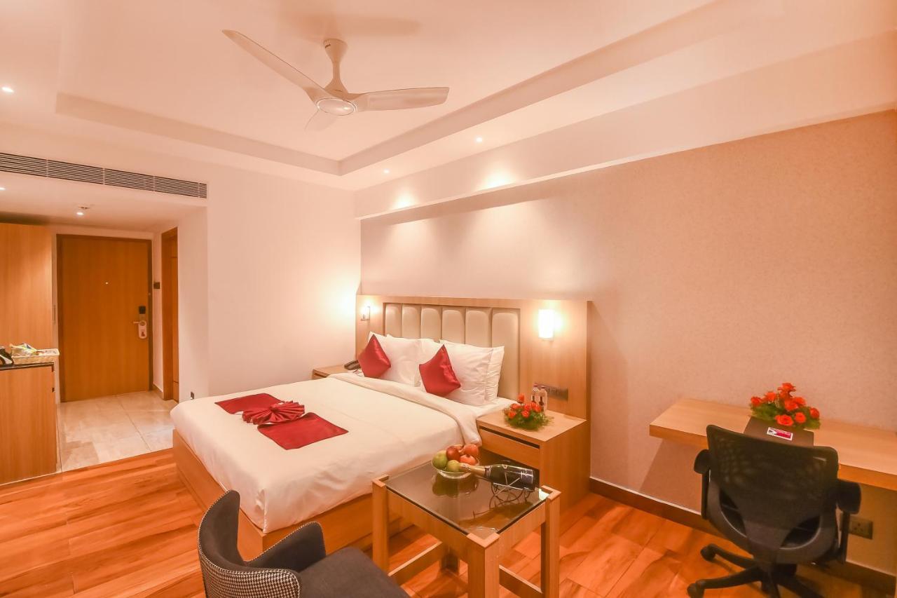 Emerald Clarks Hotel 4*