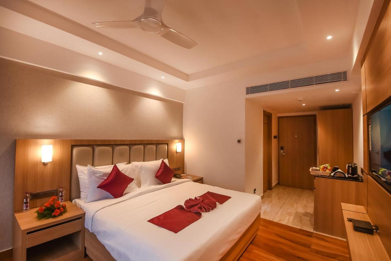 Emerald Clarks Hotel 4*