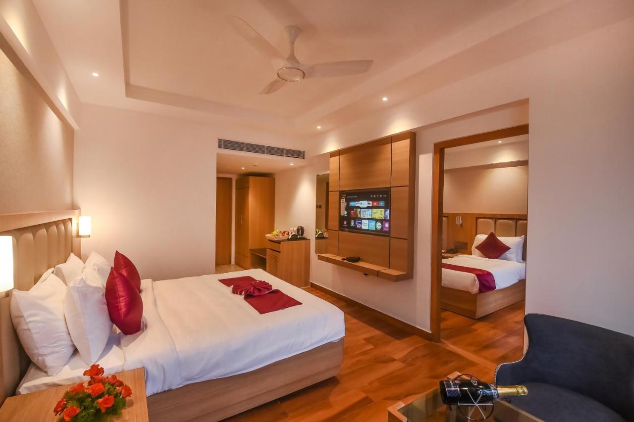 Emerald Clarks Hotel