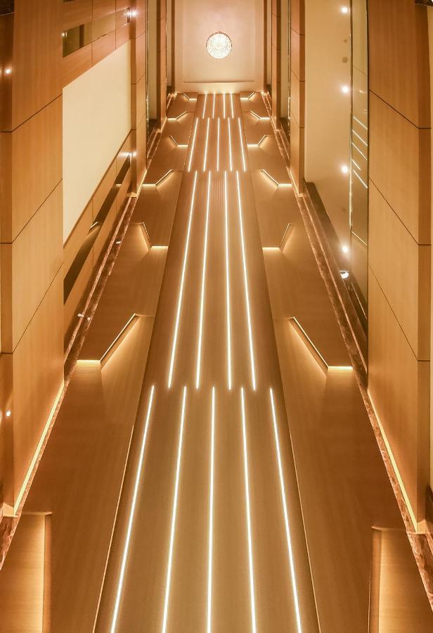 Hotel Emerald Clarks 4*