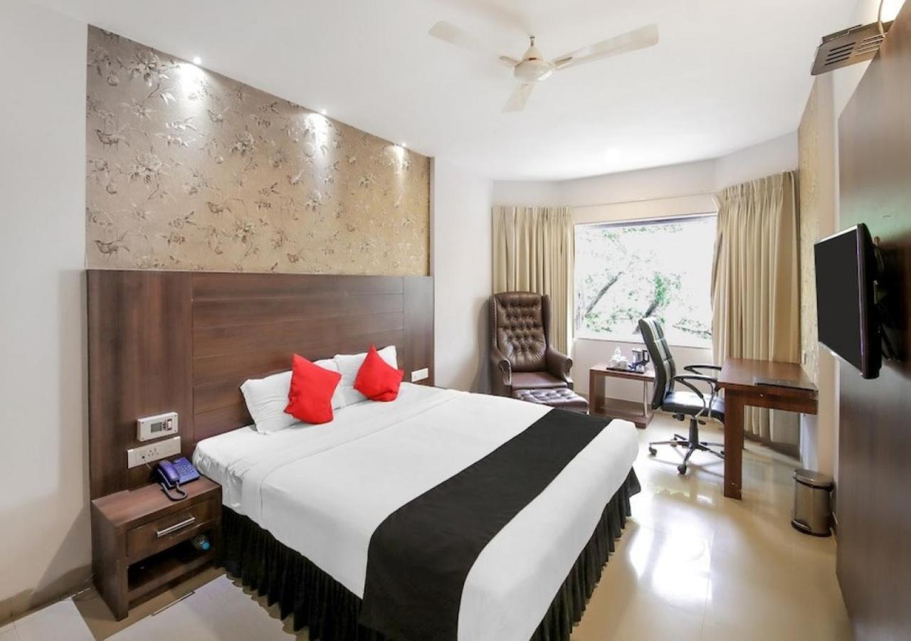 Fabhotel Dawn Hotel