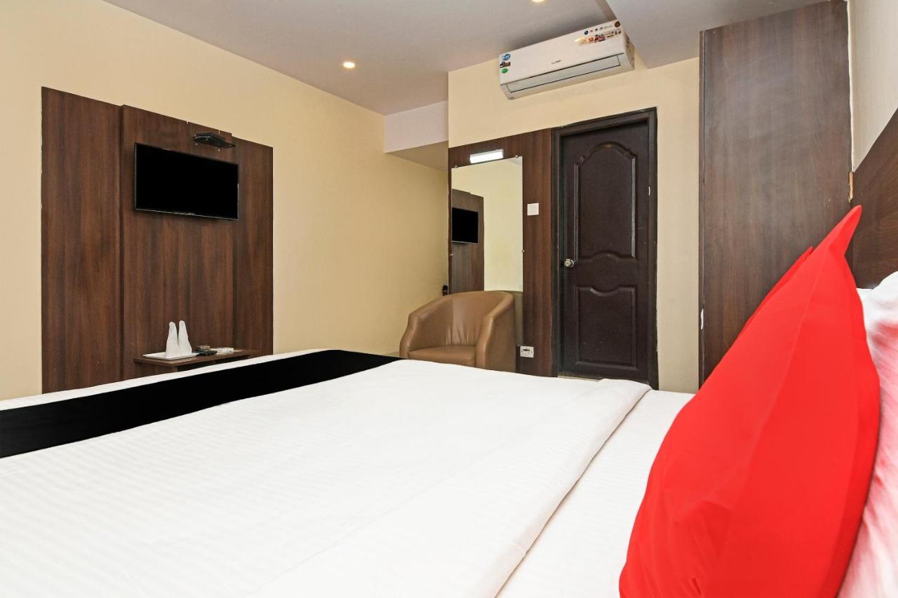 Capital O 76622 Raama Grand Hotel 3*