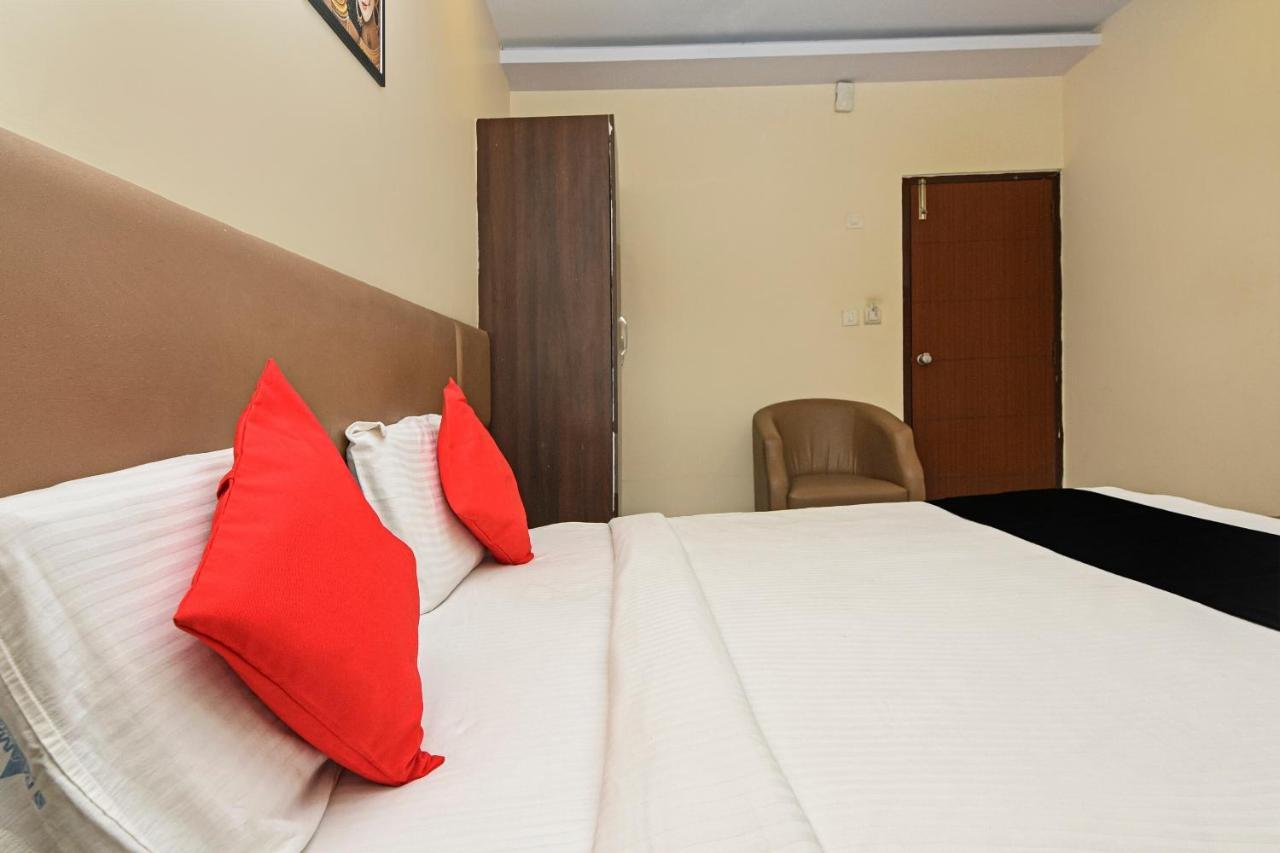 Capital O 76622 Raama Grand Hotel