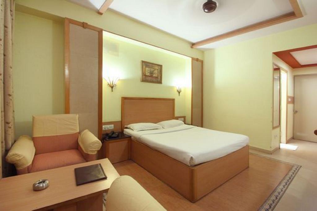 Roopa Hotel Mysore