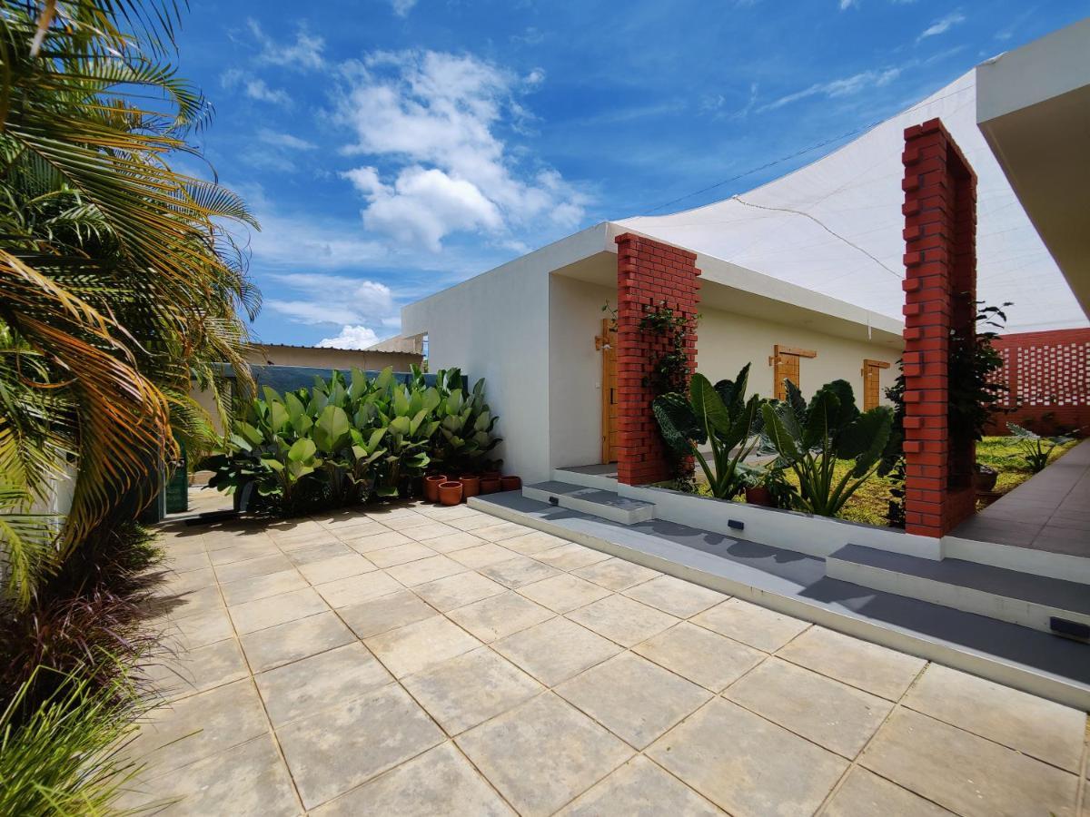 Inn Tropicopia *