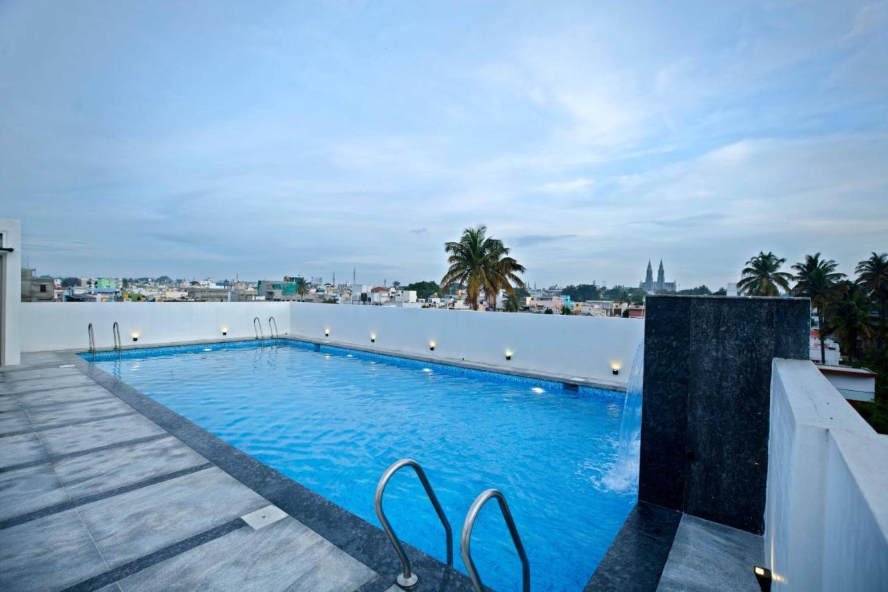 Livaana Hotel 3*