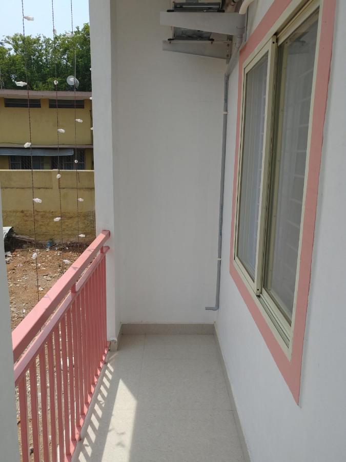 Sai Hotel *