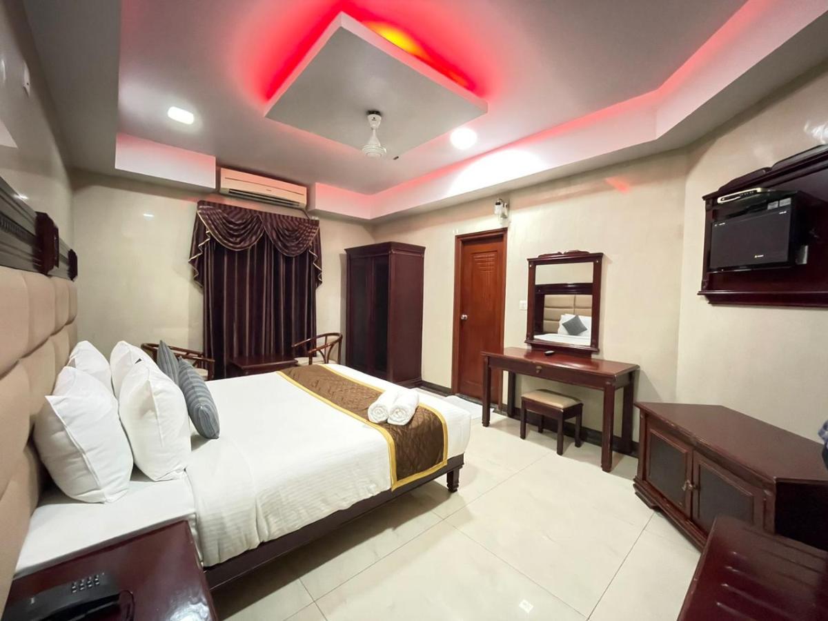 Yuvraj Signature 2* Mysore