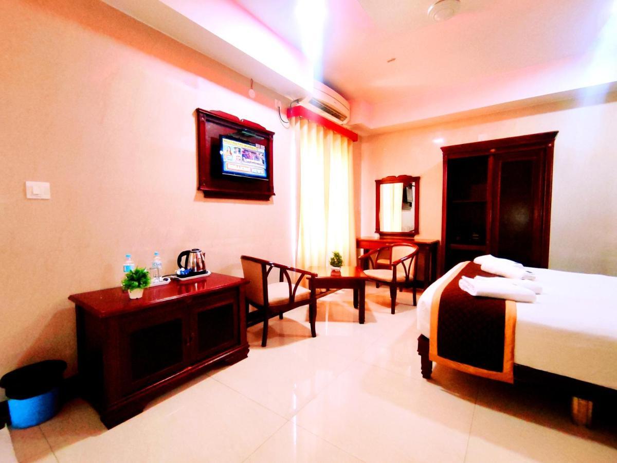 Yuvraj Signature 2* Mysore