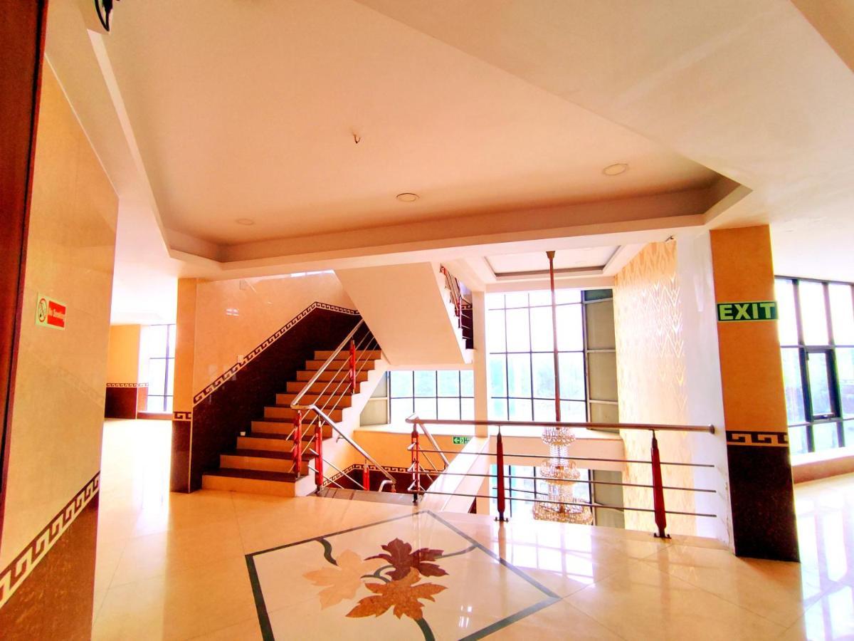 Hotel Yuvraj Signature 2*