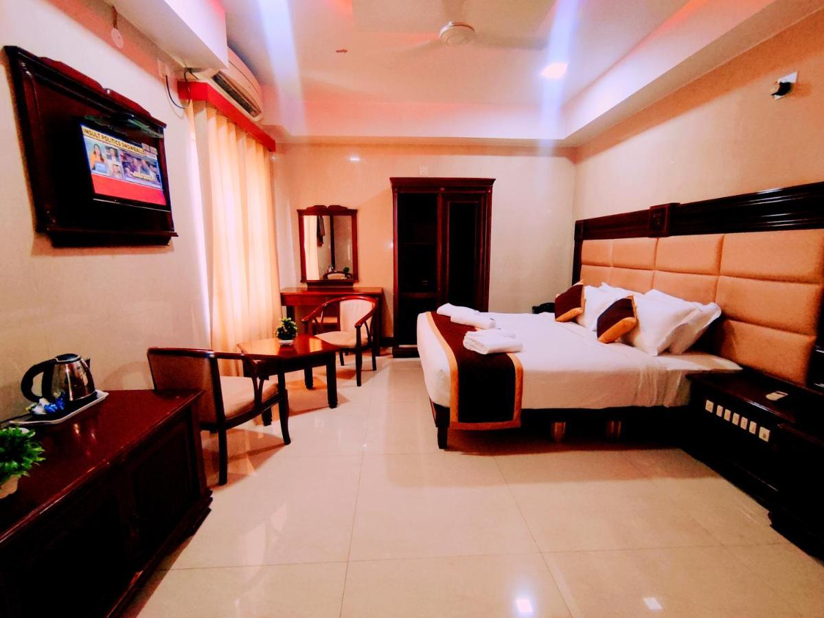 Yuvraj Signature Hotel