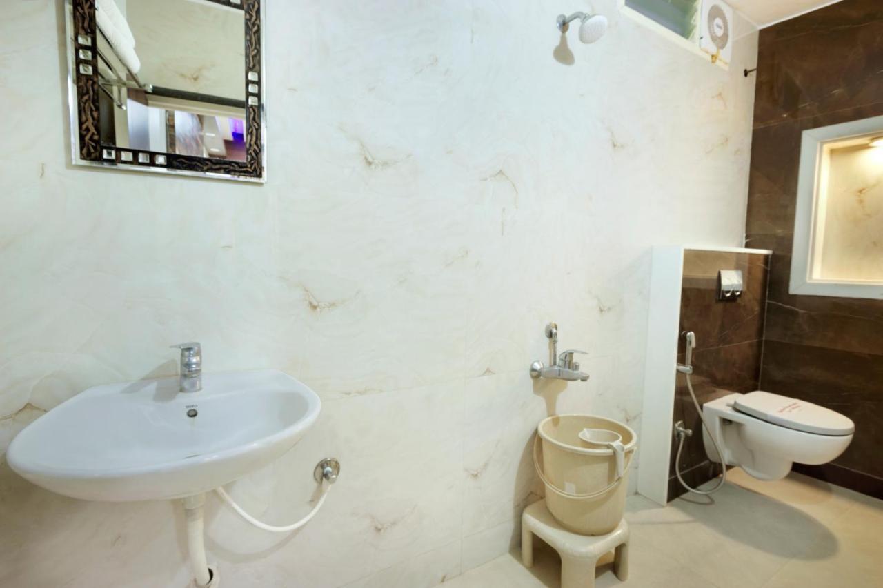 Mannars Yatri Nivas Hotel
