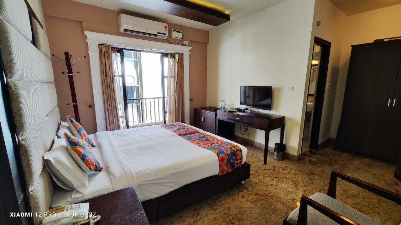 Hotel Crystal Paark 3*