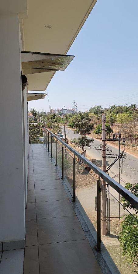 Sugamya Corner Guest house *