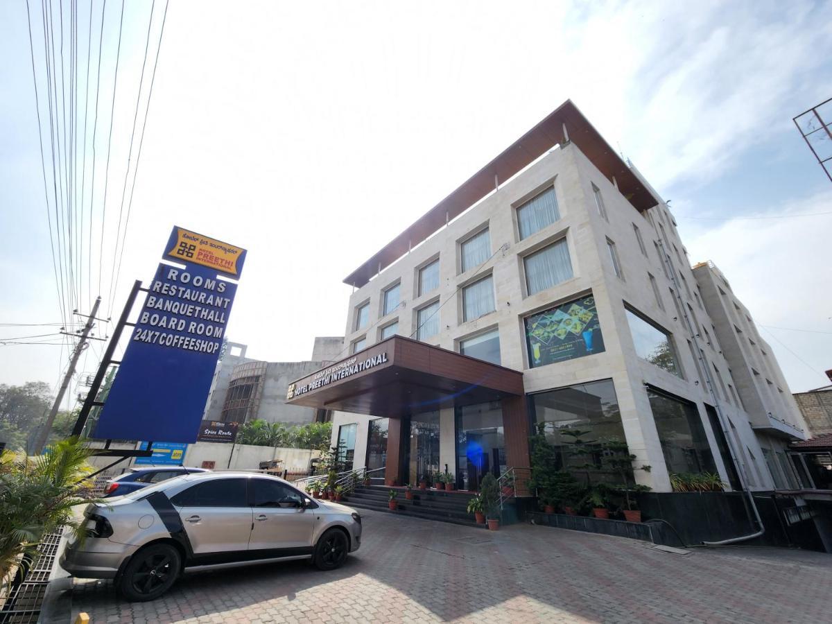 Preethi International Hotel 3*