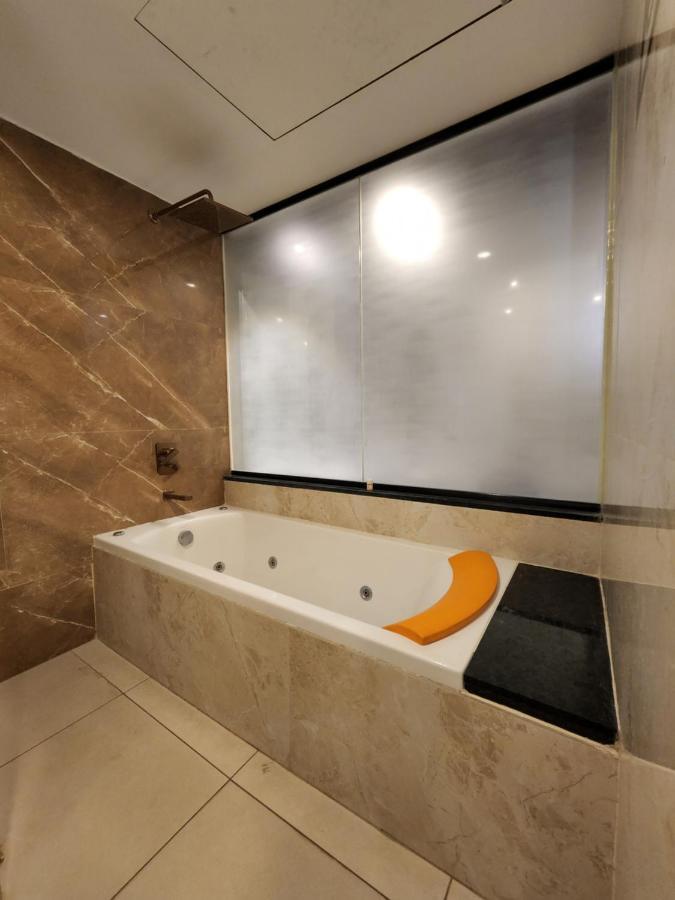 Hotel Preethi International 3*