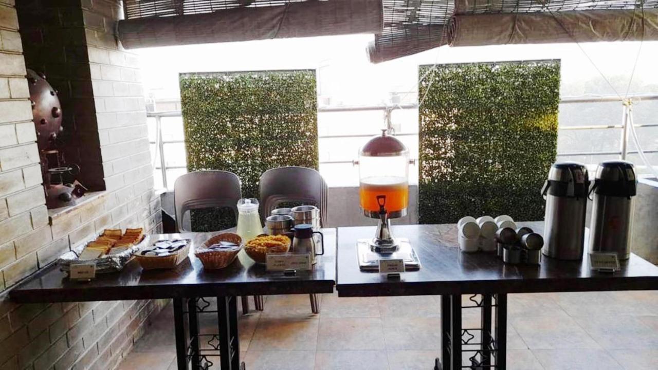 Roopa 3* Mysore