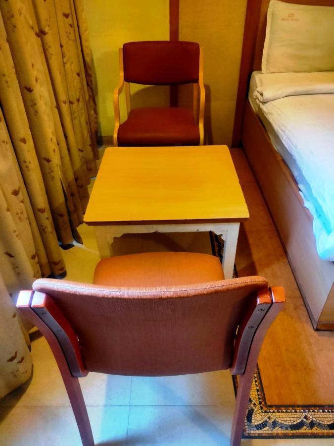 Hotel Roopa Mysore