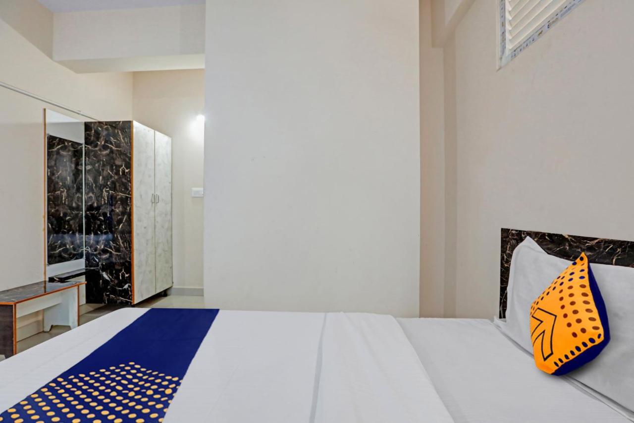Oyo C P Residency Hotel Mysore