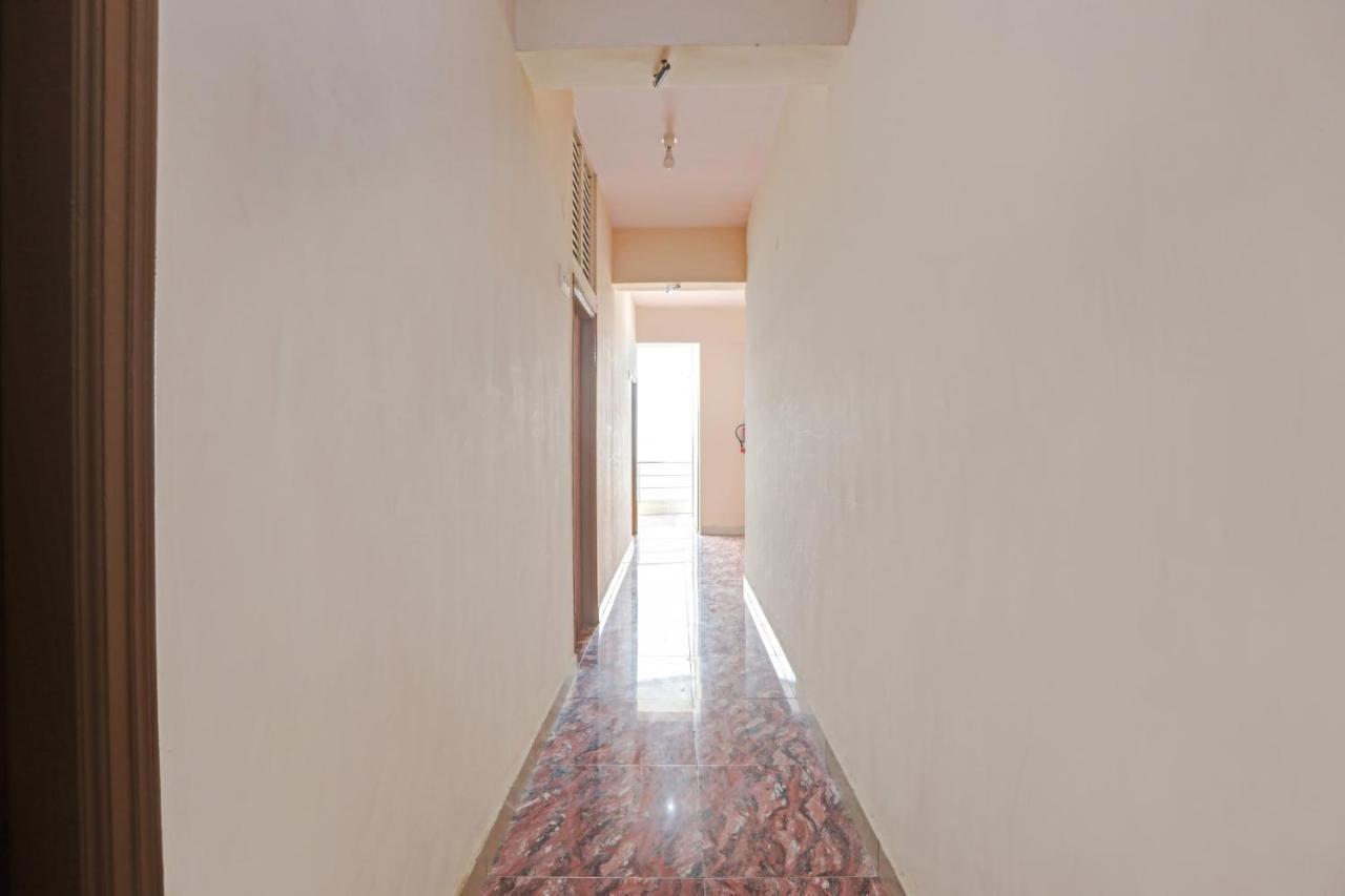 Oyo C P Residency Mysore