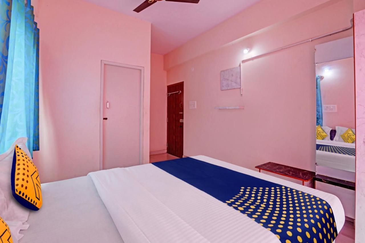 Hotel Oyo C P Residency