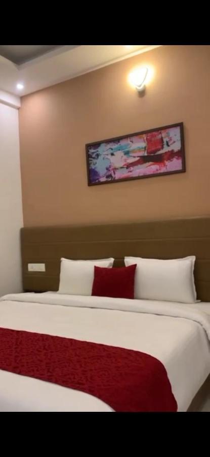 Apartment Santhosh Group Of *