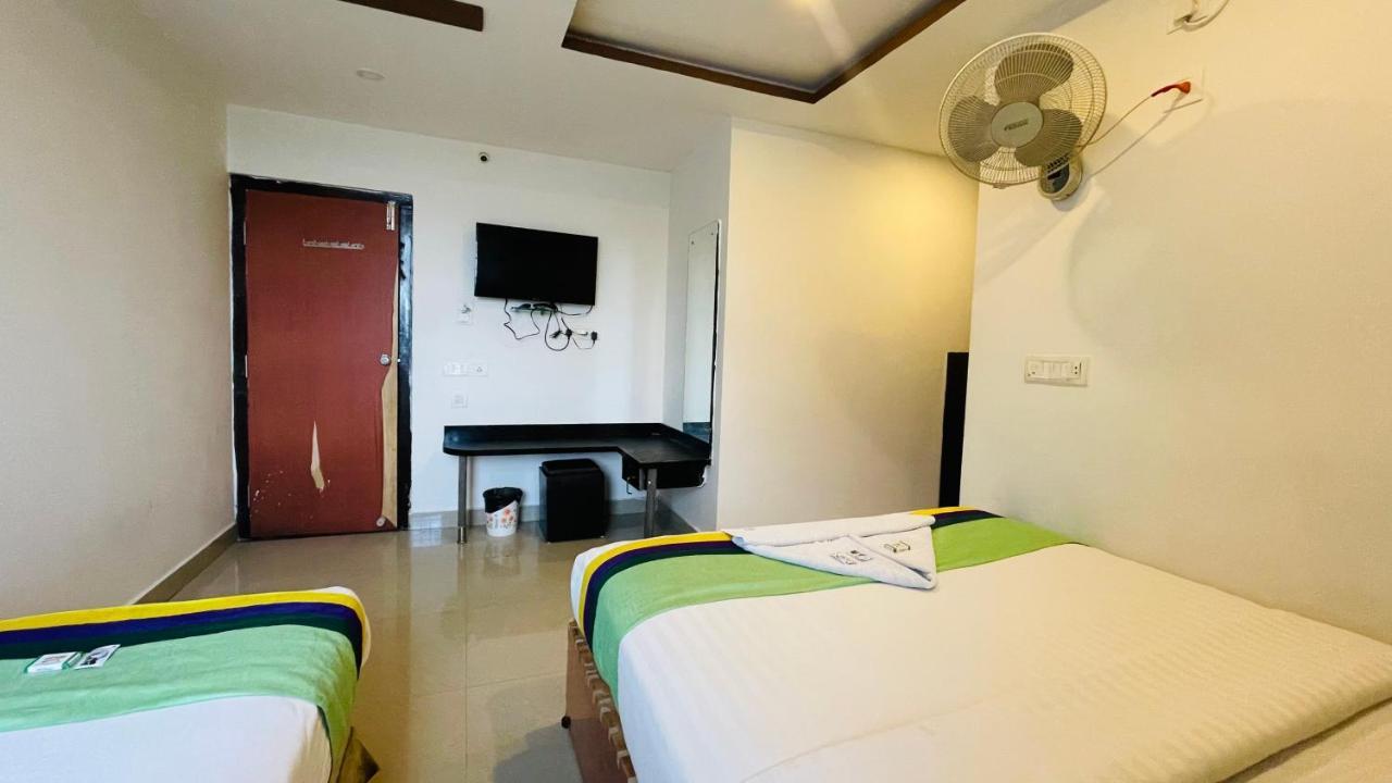 Hotel Staymaker Abs Comforts - Opp St Philomena Church Mysore
