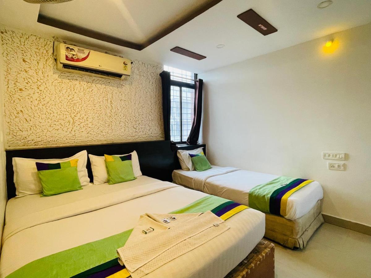 Staymaker Abs Comforts - Opp St Philomena Church Hotel