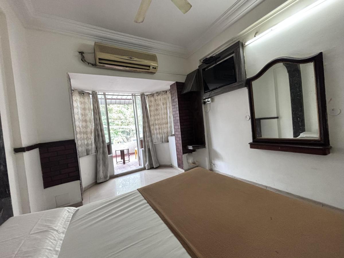 Raj Empire Hotel 3*