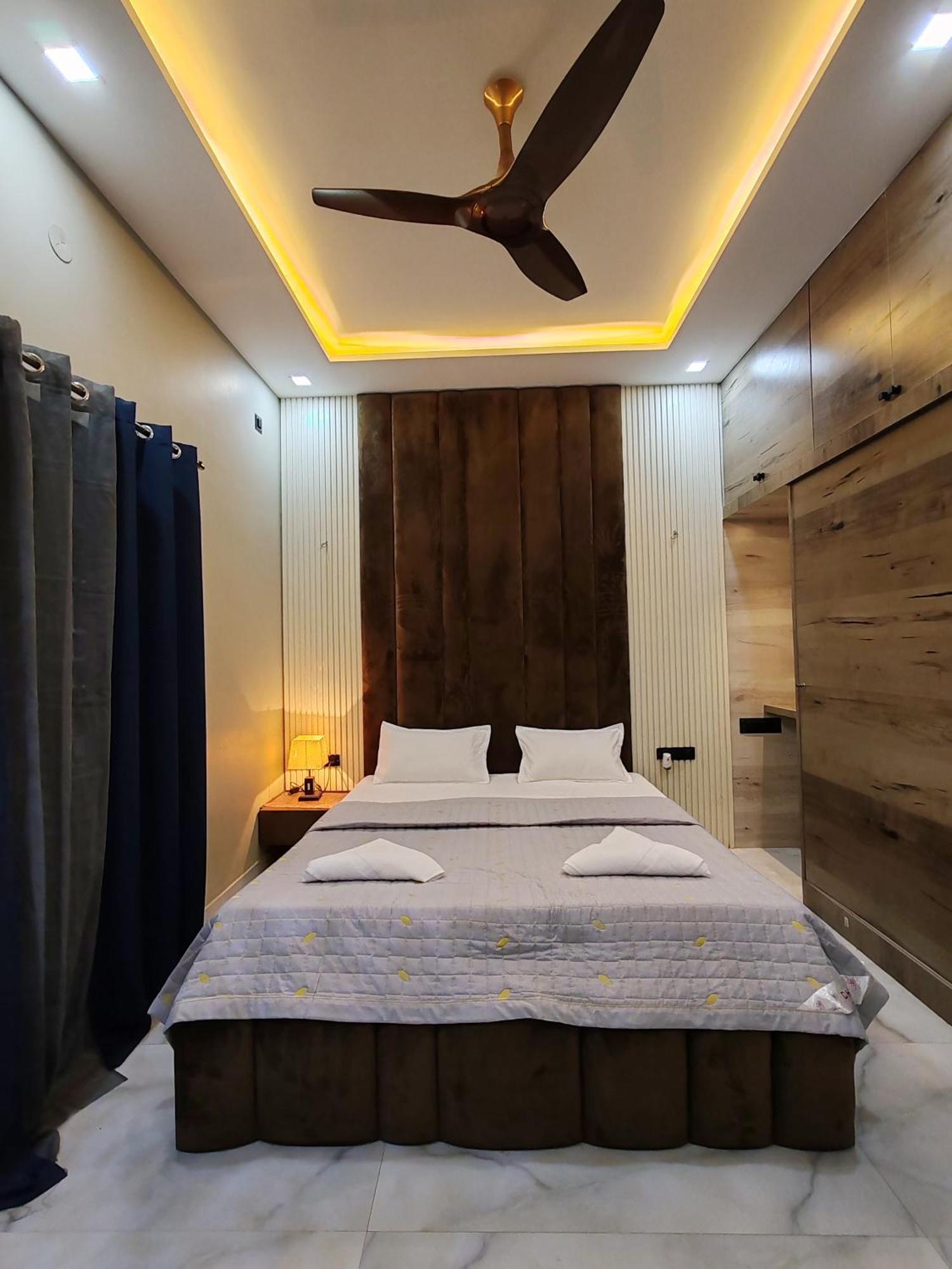 Lavish Holiday home