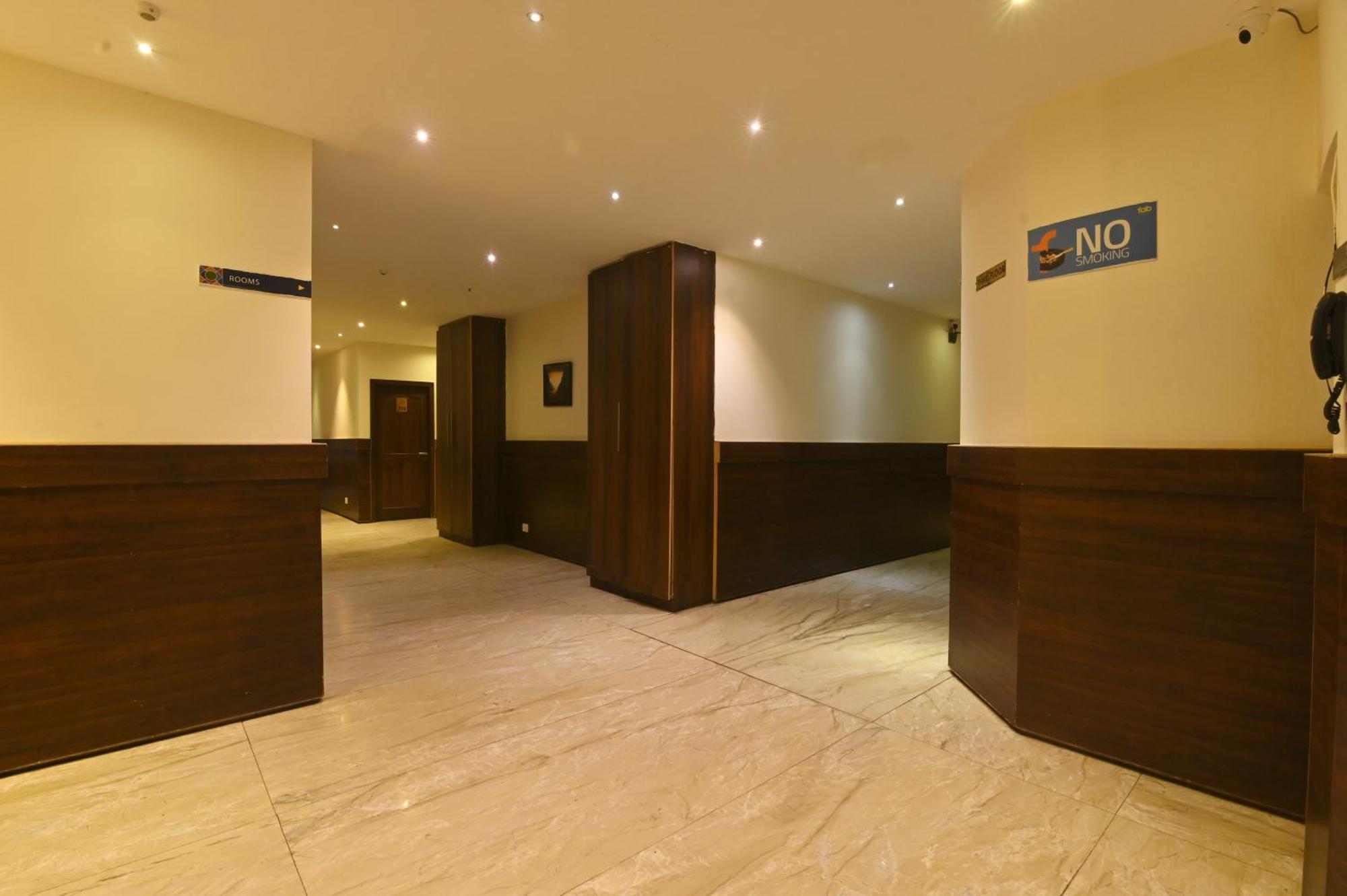 Hotel The Dawn Mysore