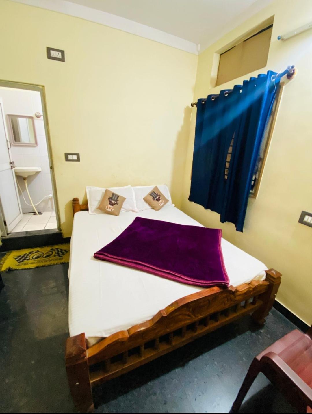Hk Residency * Mysore