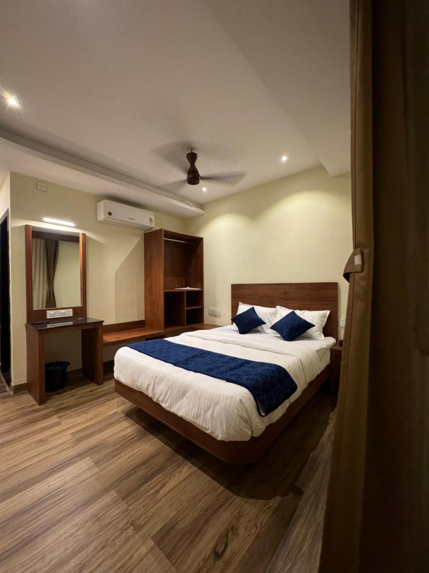 Hotel S K Legacy