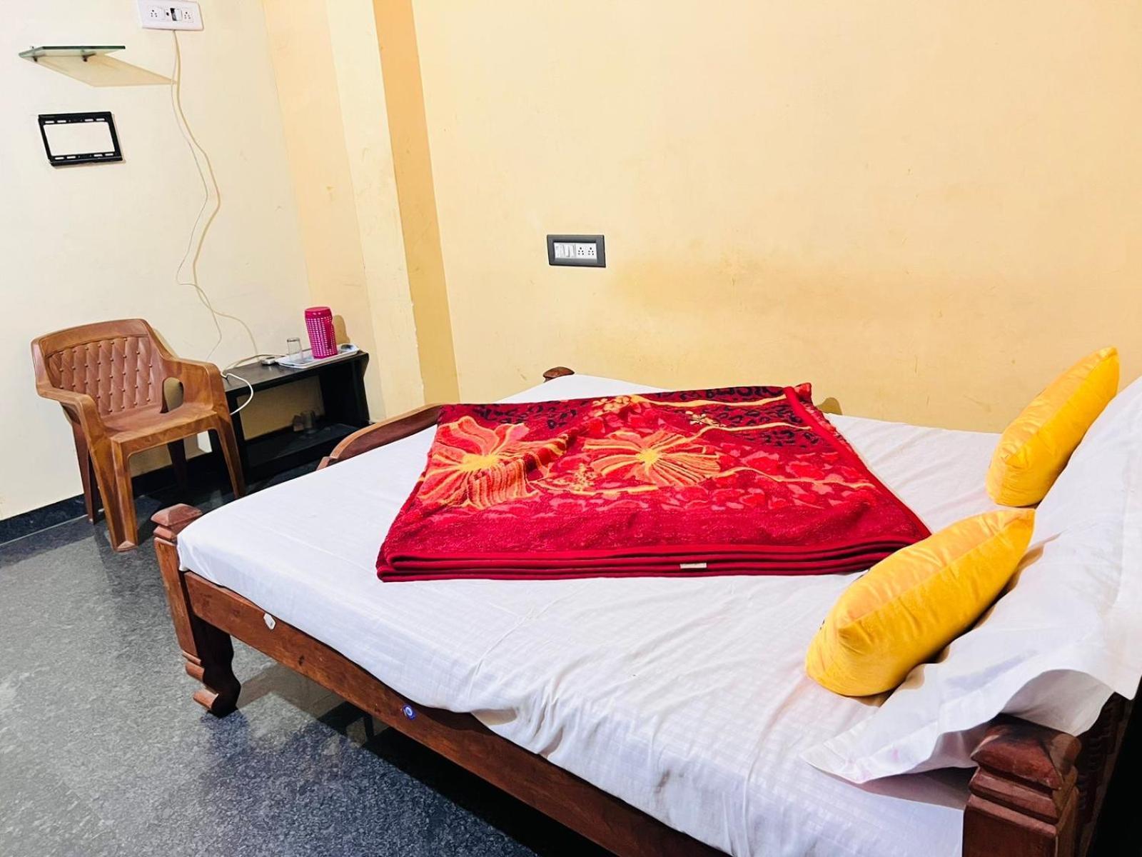 Hk Residency * Mysore