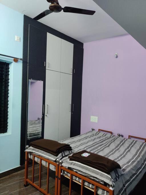 Villa Fully Furnished 3bhk Call-8o882-37972 *