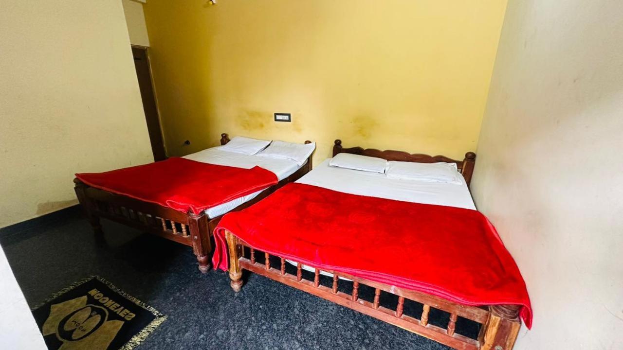 Hk Residency Hotel *