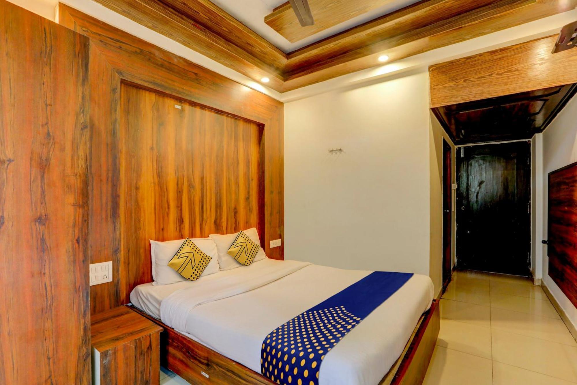 O Rajdhani Group Of 3* Mysore