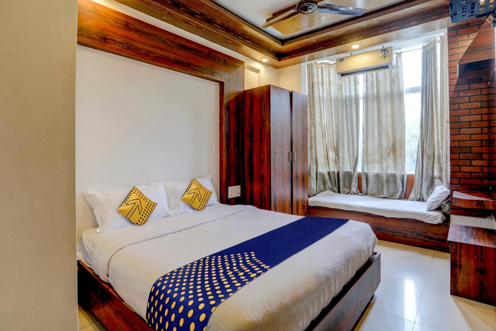 O Rajdhani Group Of Hotel 3*