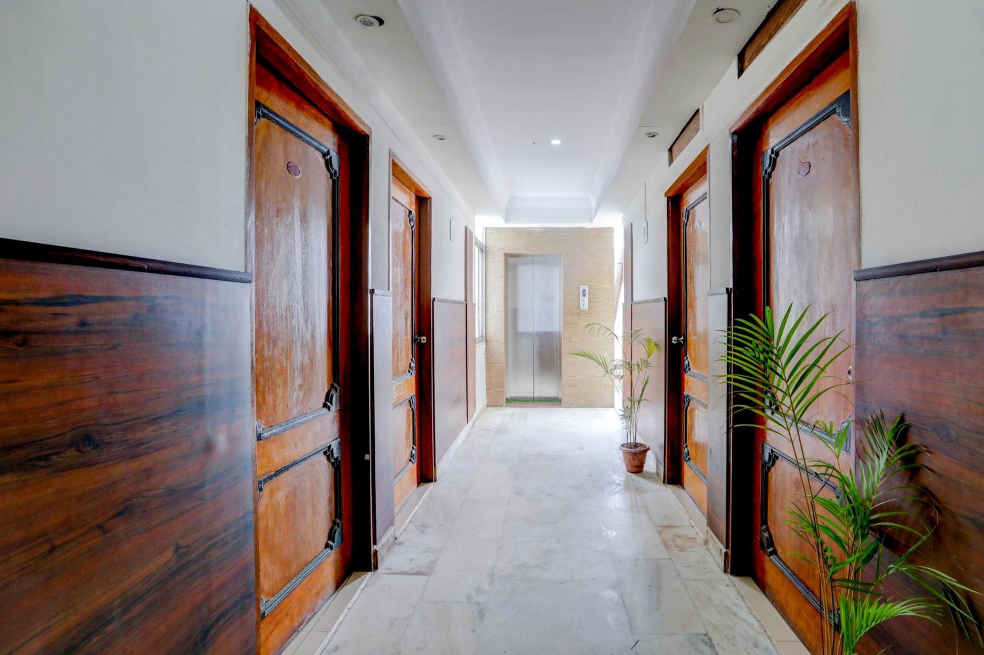 Hotel O Rajdhani Group Of Mysore