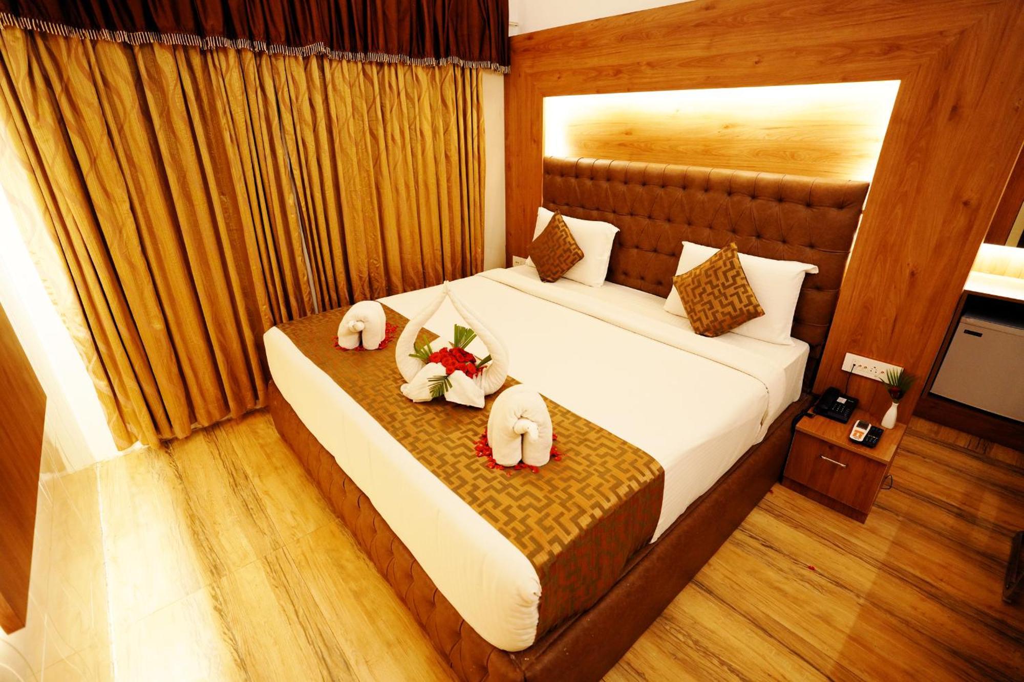 Resort Jal Mahal And