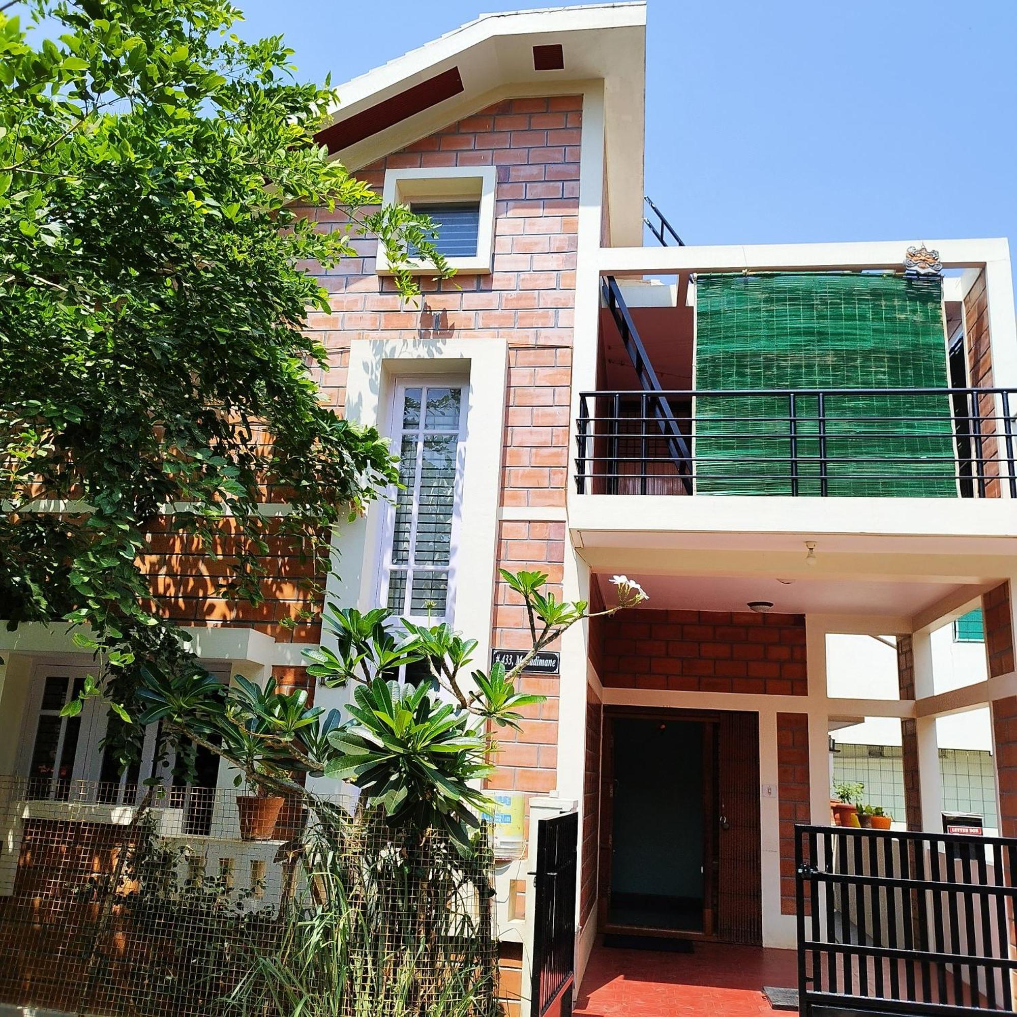 Mahadimane - Spacious House With 3 Bed Holiday home *