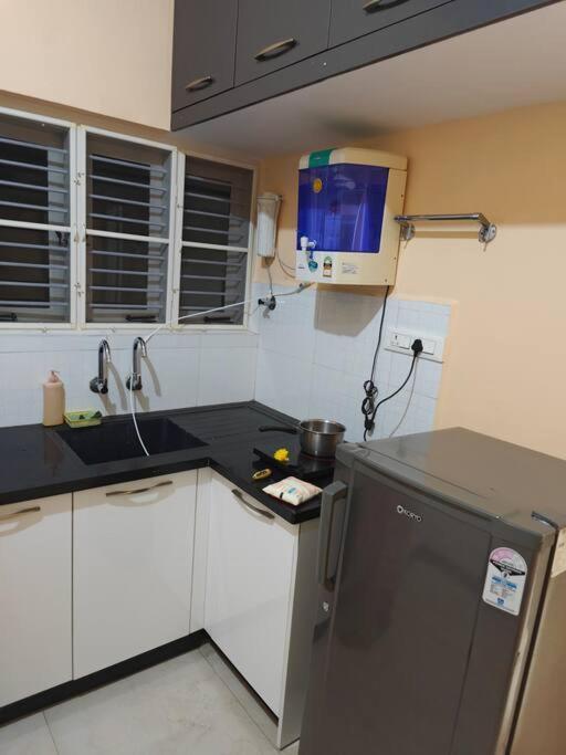 S R Luxurious Fully Ac 3 Bhk Bunglow Holiday home