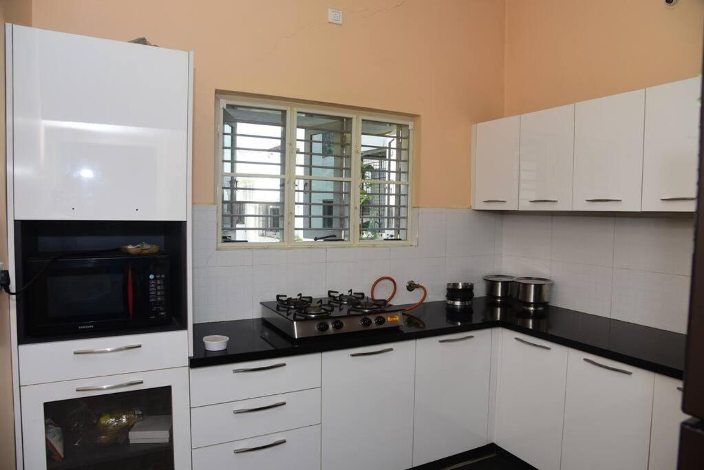 Holiday home S R Luxurious Fully Ac 3 Bhk Bunglow *