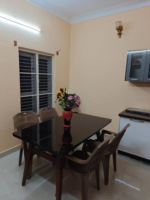Holiday home S R Luxurious Fully Ac 3 Bhk Bunglow