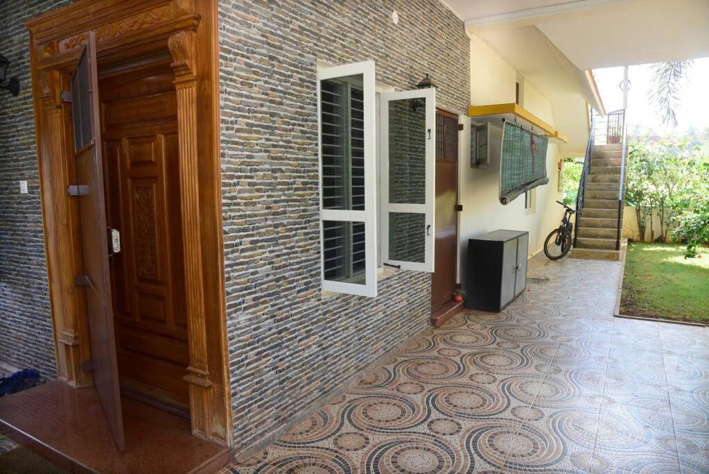 Holiday home S R Luxurious Fully Ac 3 Bhk Bunglow