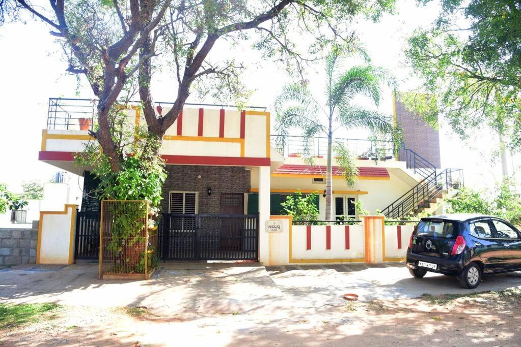 S R Luxurious Fully Ac 3 Bhk Bunglow * Mysore