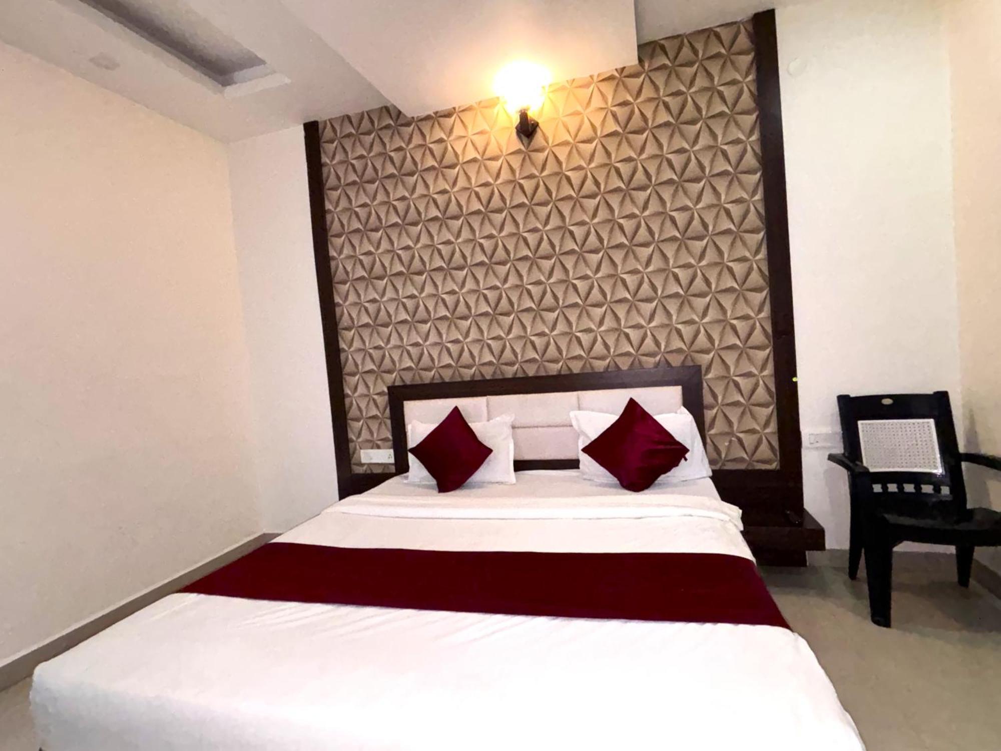 Hotel Aj Palace Mysore